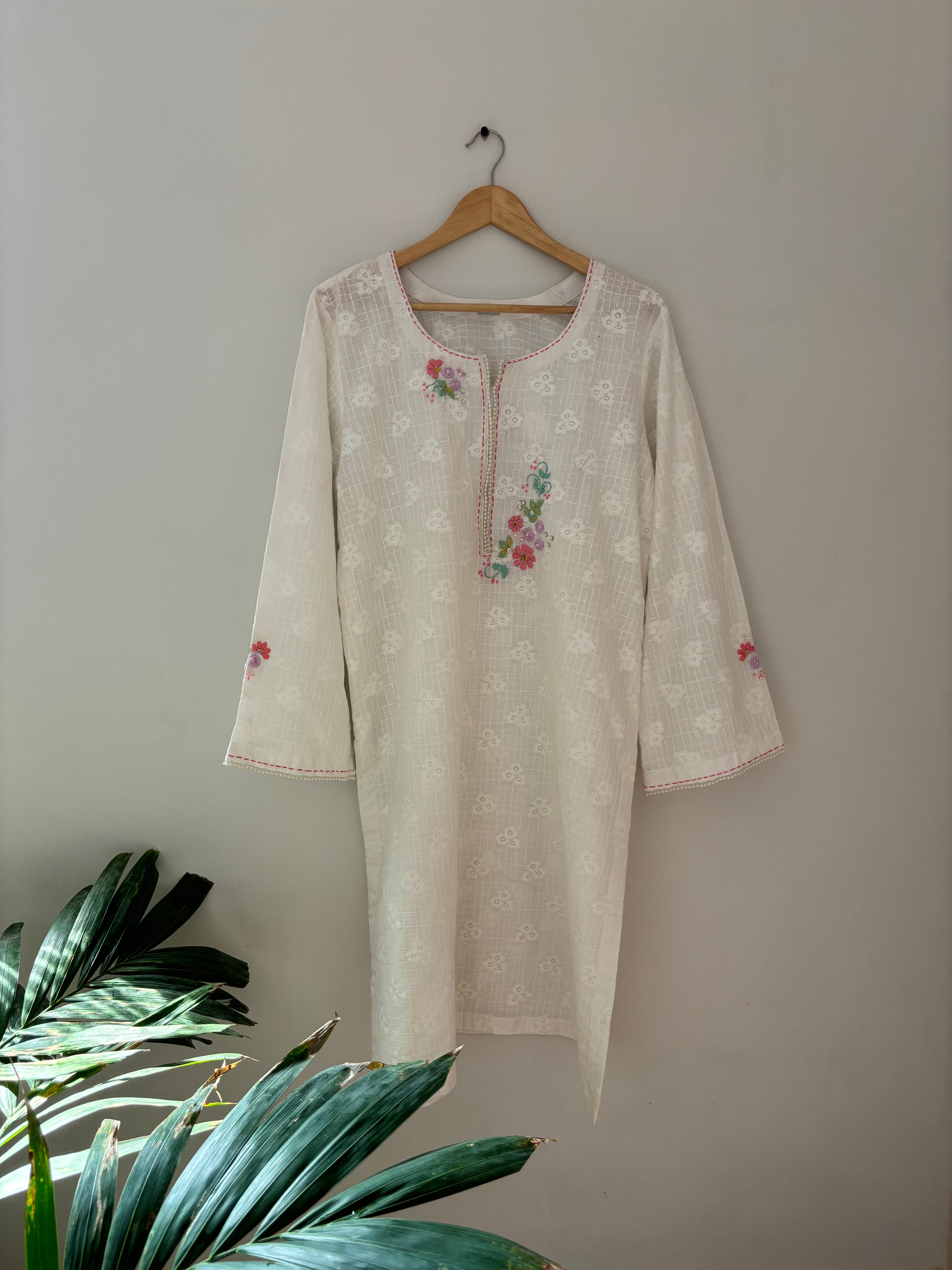Khushbu Kurta
