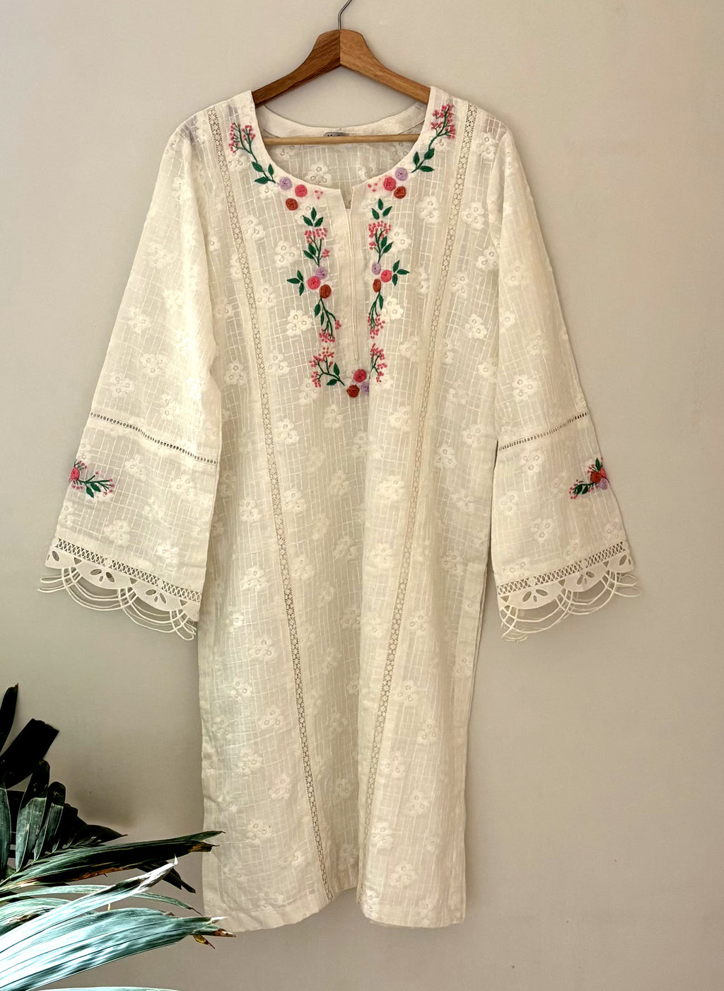 Khushbu Kurta