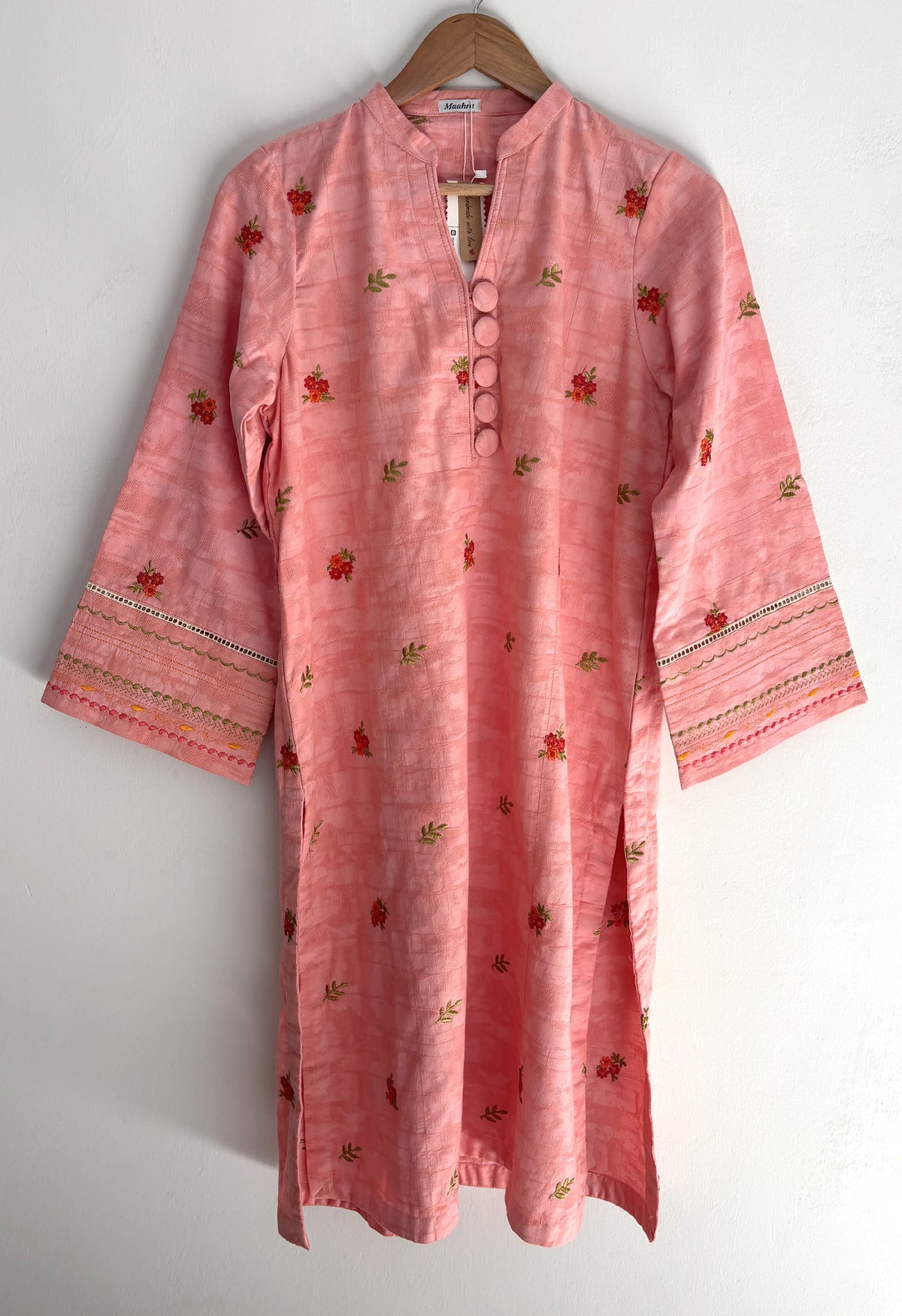 Banu Kurta