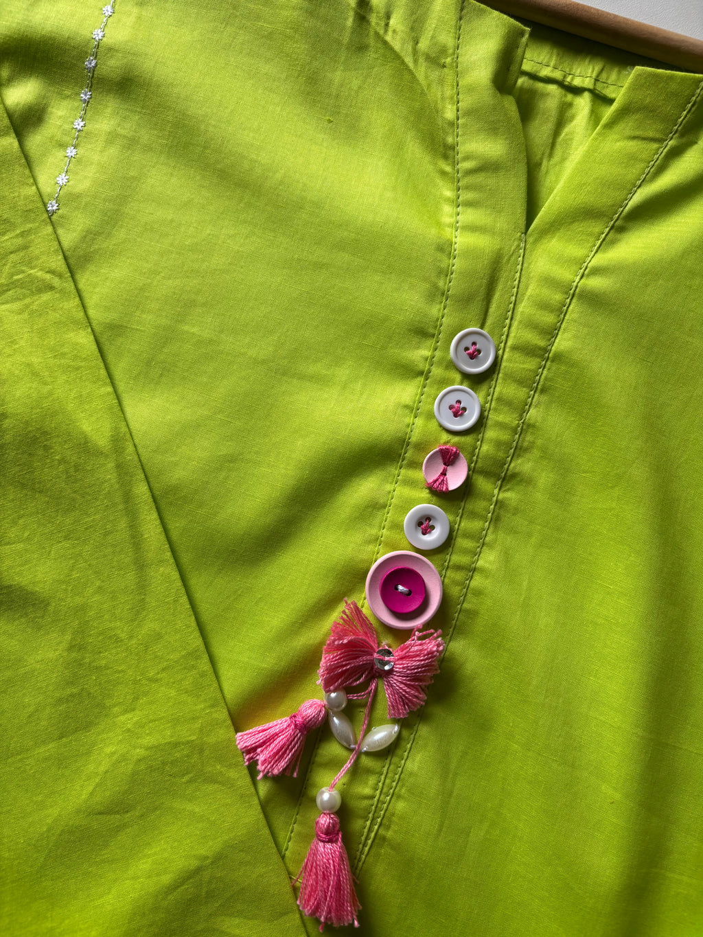 Aarzu Kurta