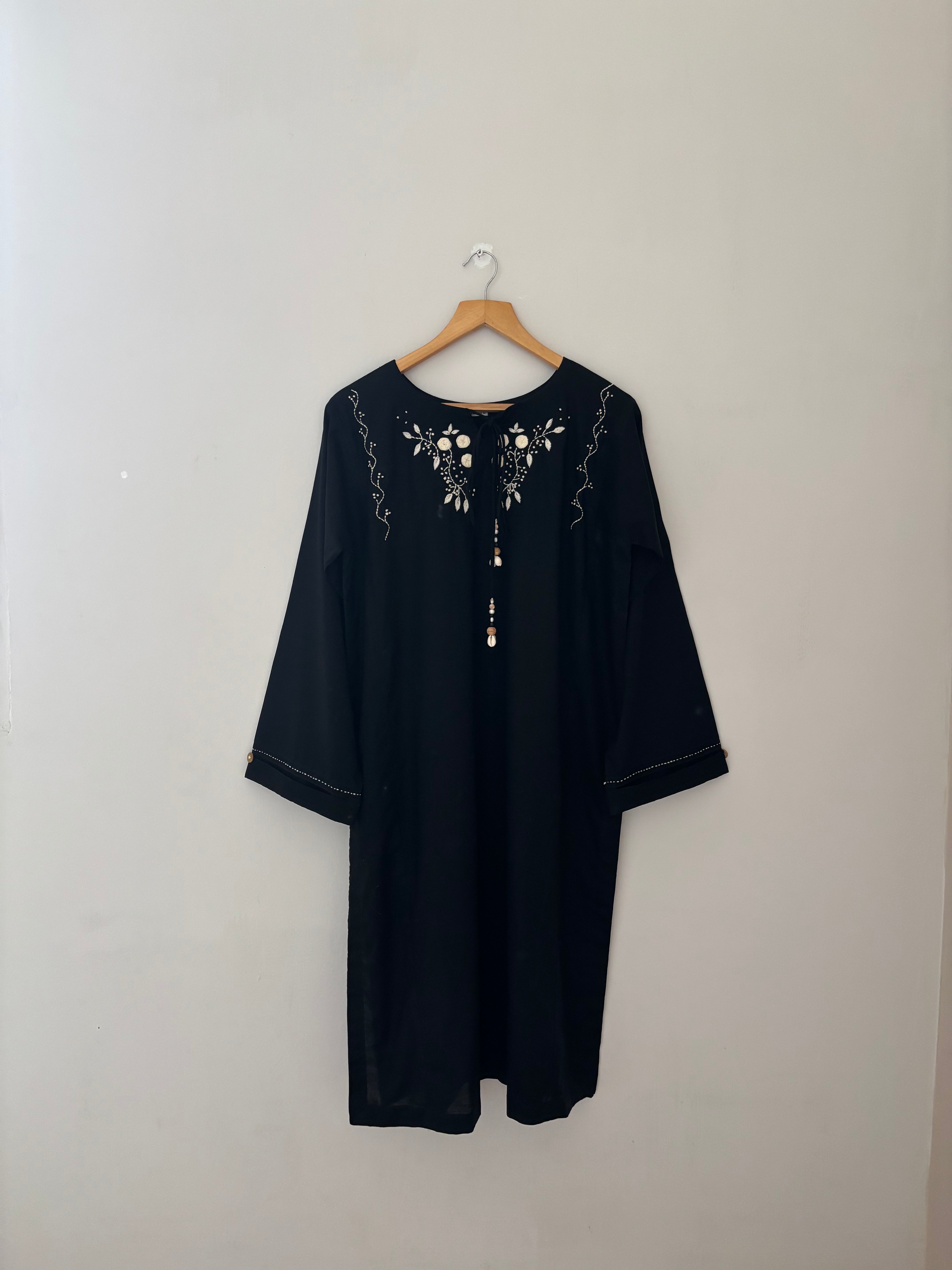 Saahira Kurta