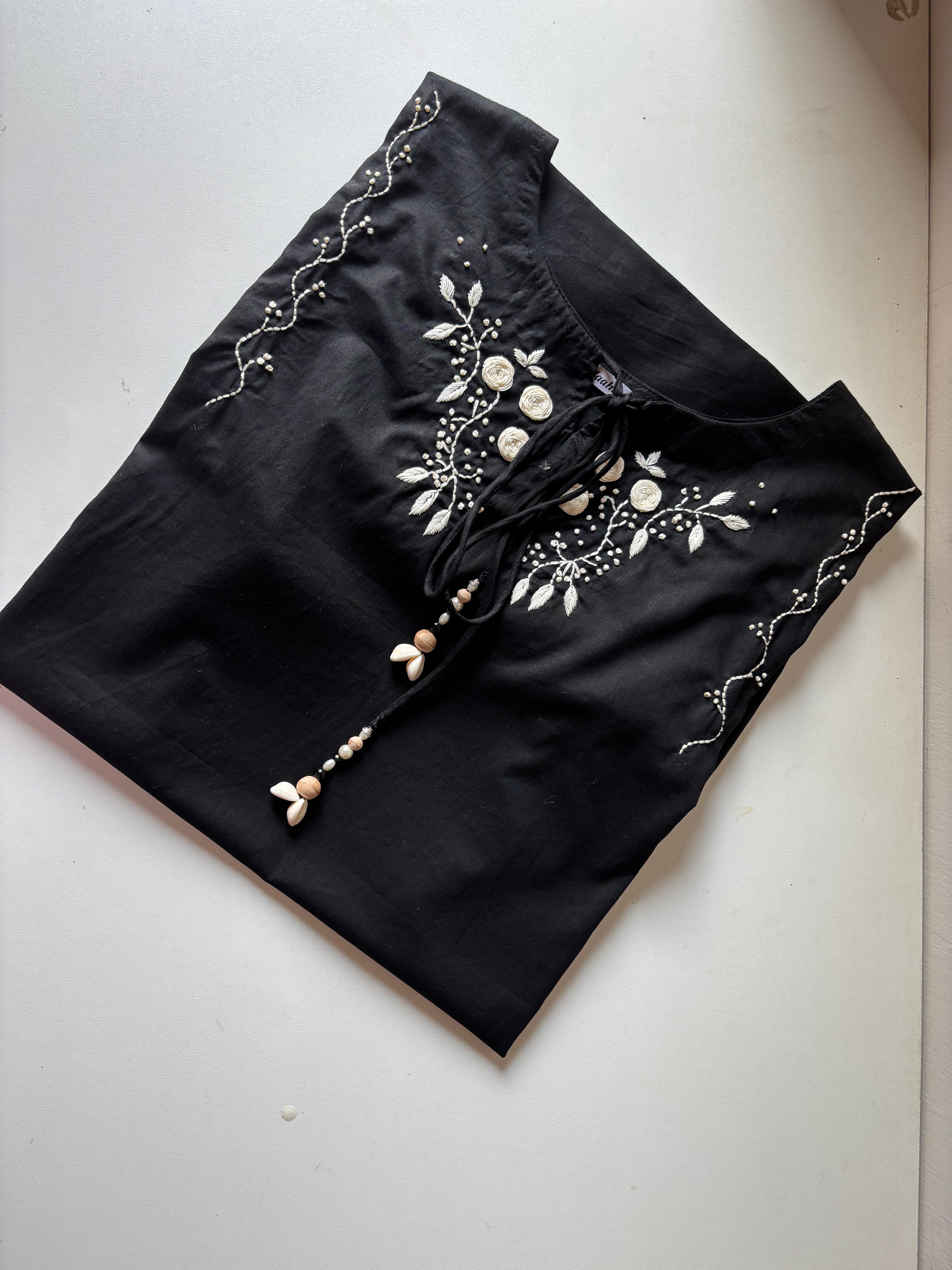 Saahira Kurta